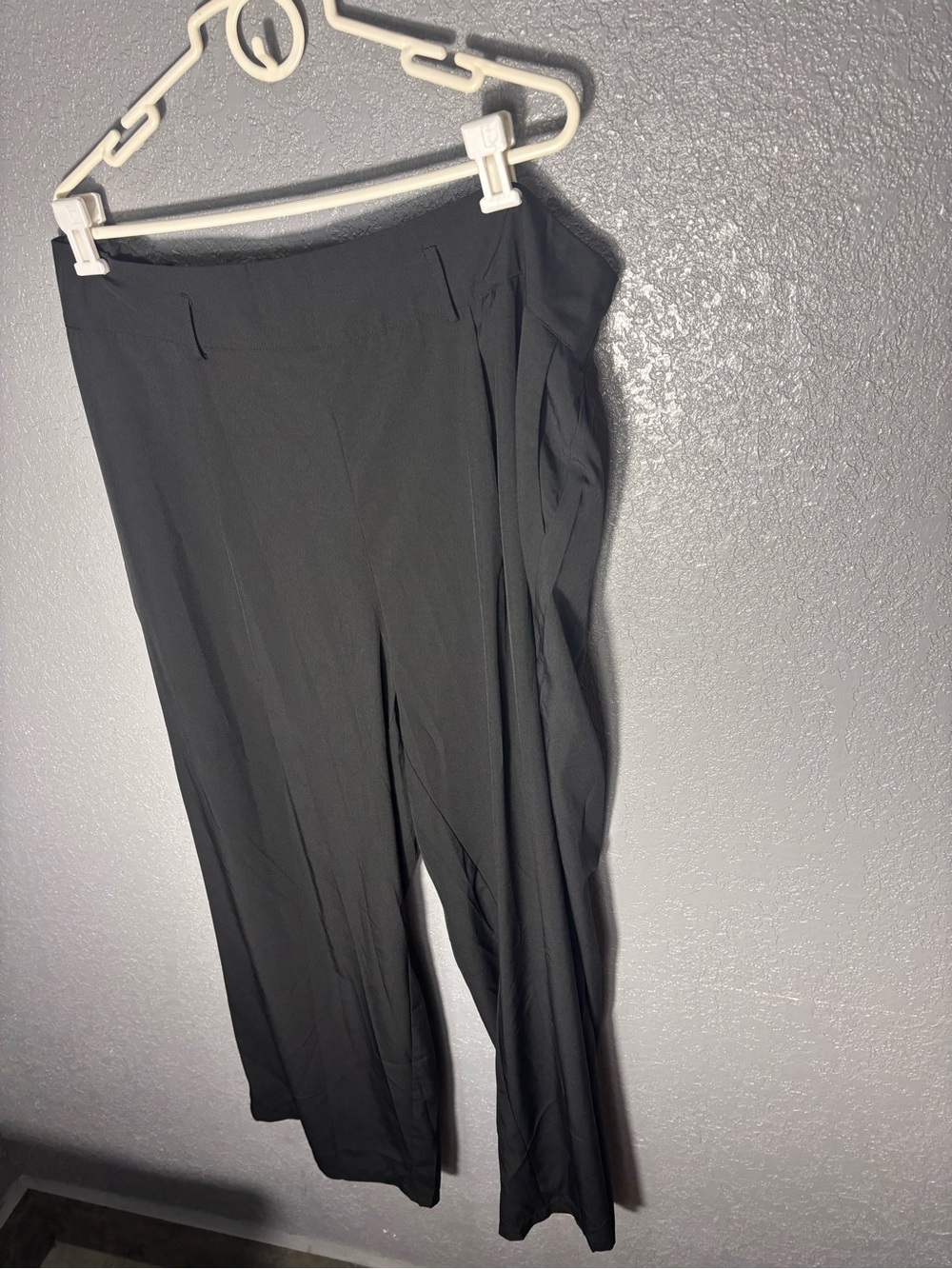 Women's Black Wide-Leg Dress Pants